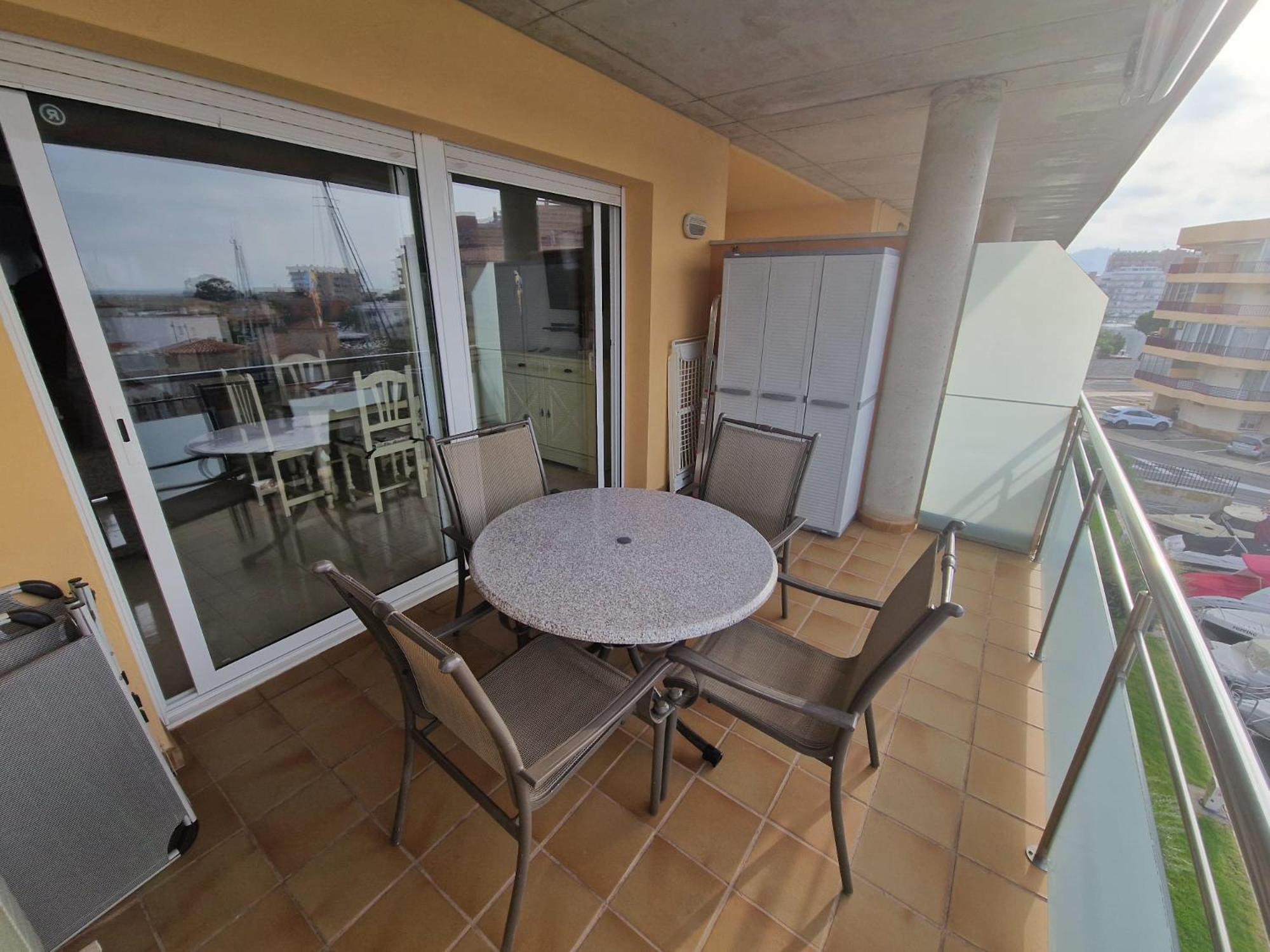 Cap Mestral Con Piscina Y Aire Acondicionando * Roses